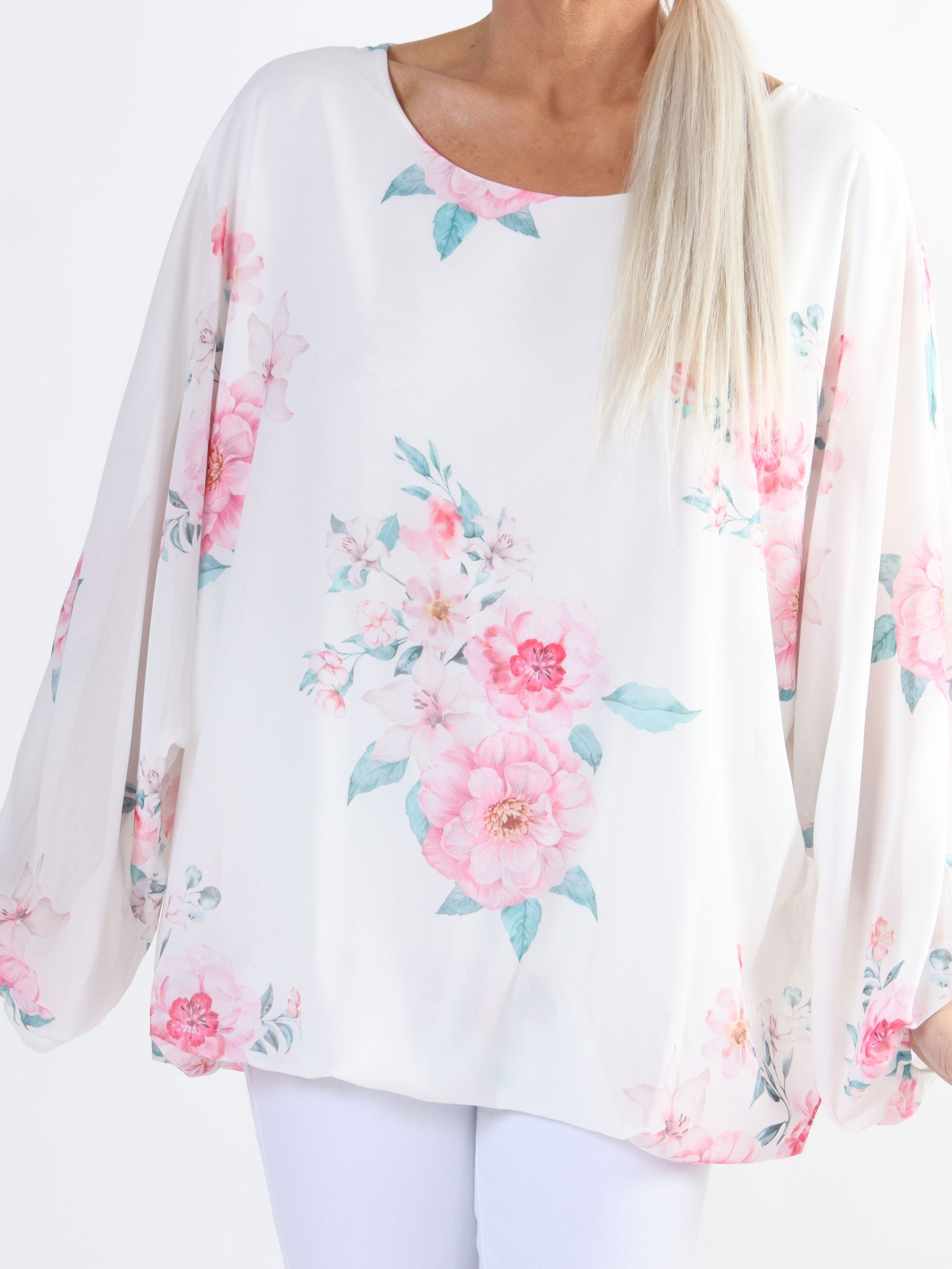 Destiny Rose - Plus size blus i chiffong med bondrosor
